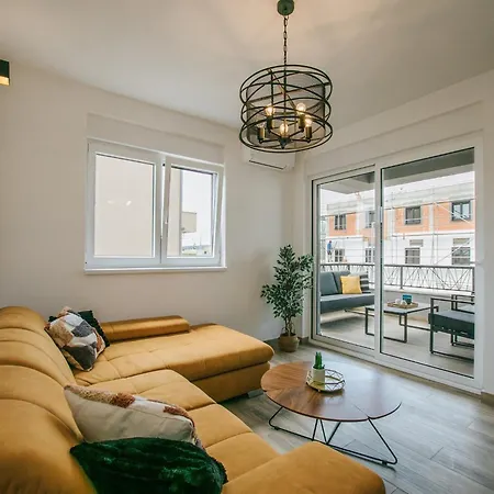 Spacious Luxury - Comfort Two Bedroom * Trogir